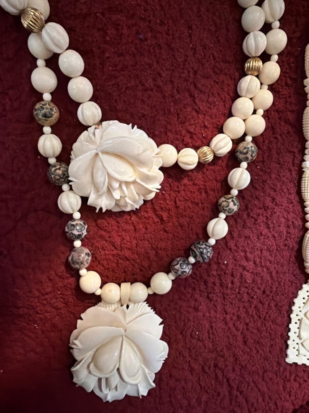Ivory Collection Lot - Picture 2 of 3